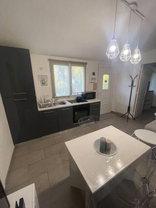 Appartamento Appart T2 Proche Aeroport Roissy Tremblay-en-France Esterno foto